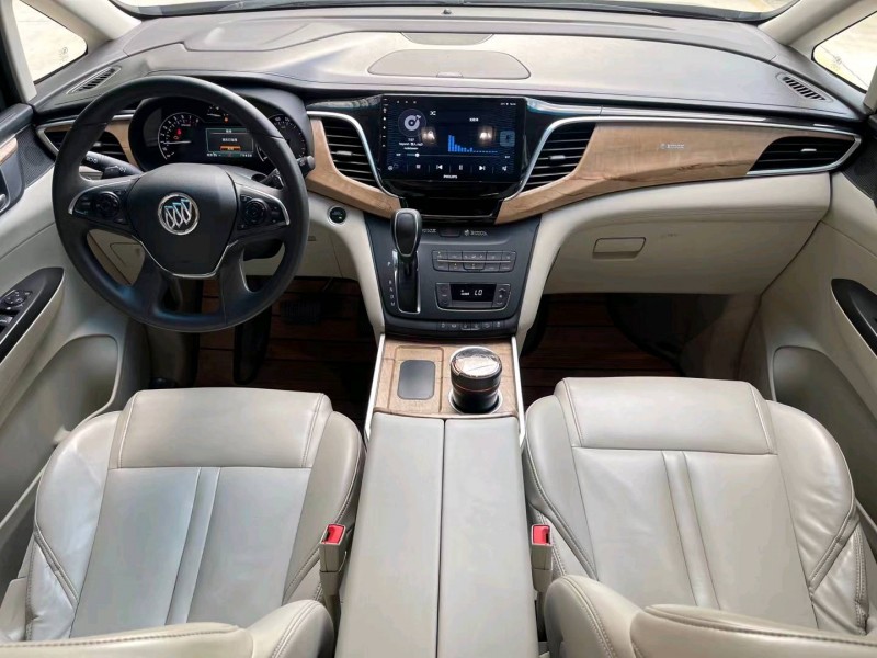 枣庄18年别克GL86