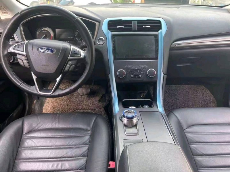 珠海17年福特蒙迪欧2