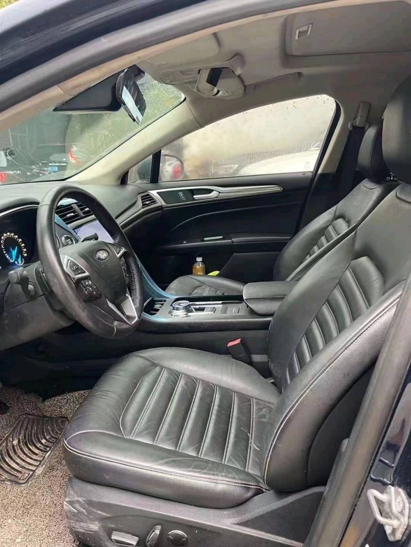 珠海17年福特蒙迪欧8