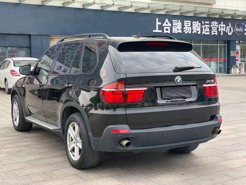 东营10年宝马X54