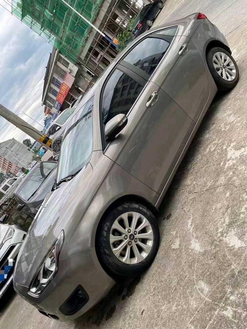 邯郸17年福特福睿斯2