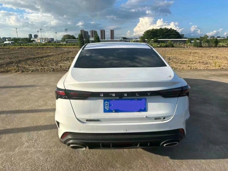 珠海23年吉利缤瑞5