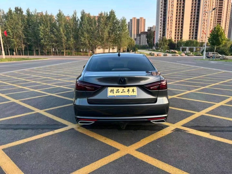 汕頭21年長安汽車銳程CC2