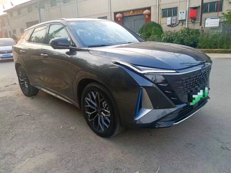 東營23年長安汽車歐尚3