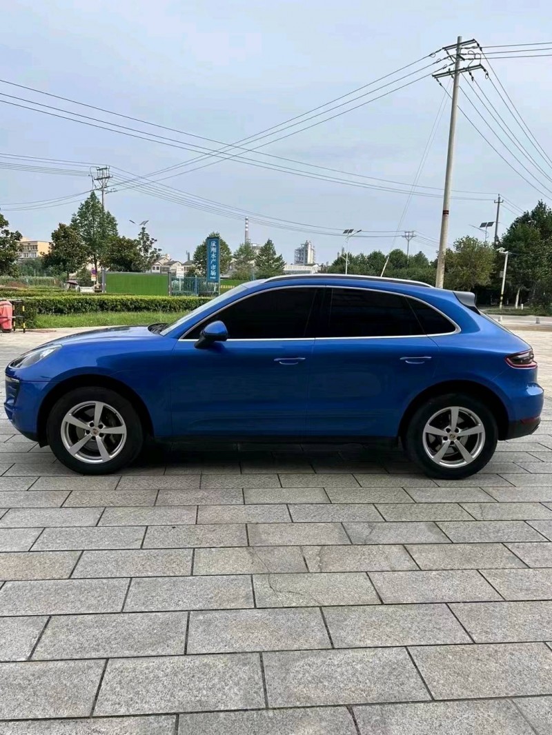 珠海16年保时捷Macan7