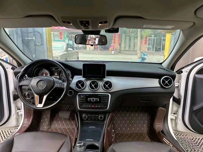 珠海15年奔驰GLA5