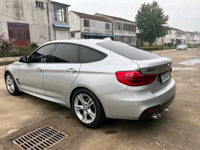 徐州19年宝马3系GT3