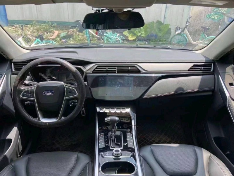 深圳20年福特领界2