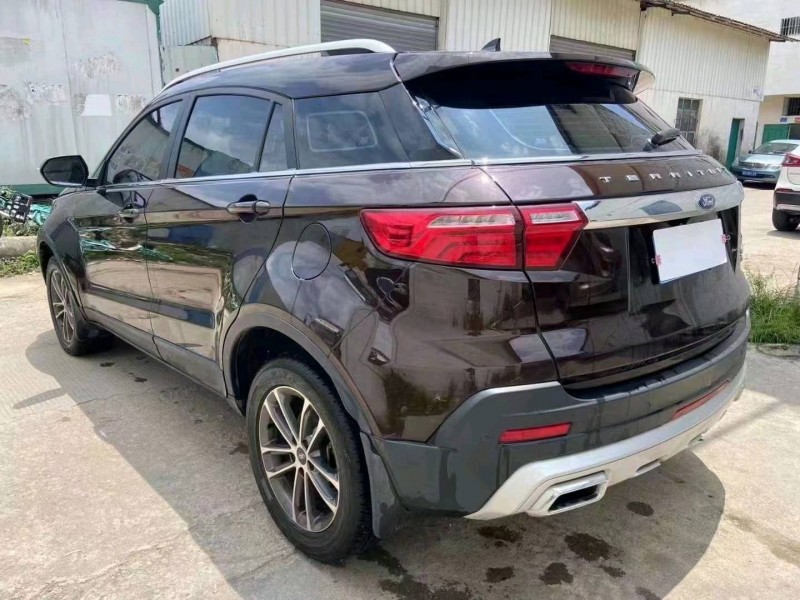 深圳20年福特领界4