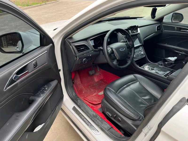 徐州17年福特金牛座7