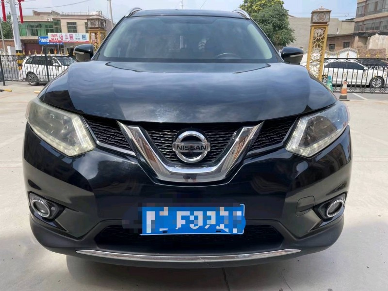 保定14年日产奇骏1