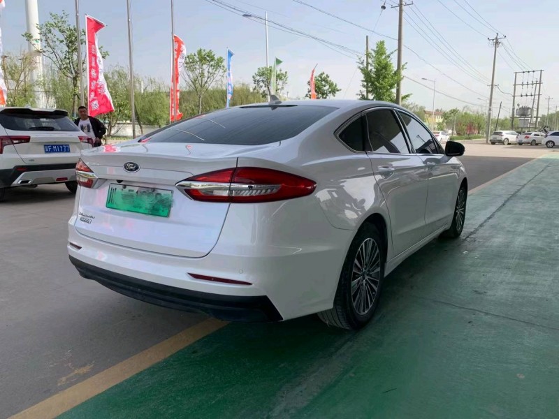 保定20年福特蒙迪欧7