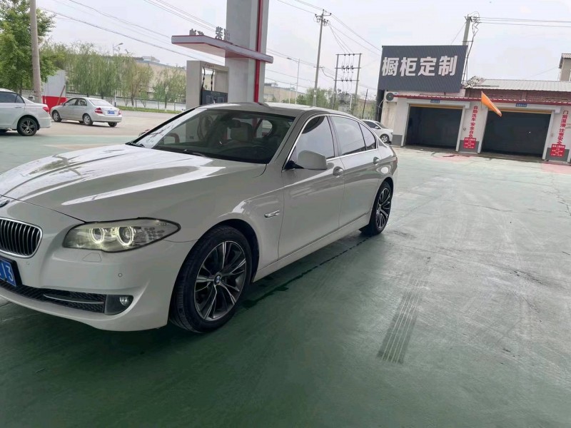 保定12年宝马5系4