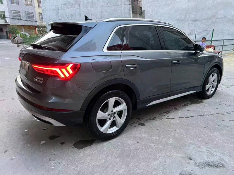 宜昌19年奥迪Q38