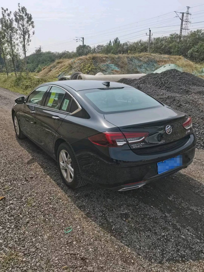 临沂22年别克君威8