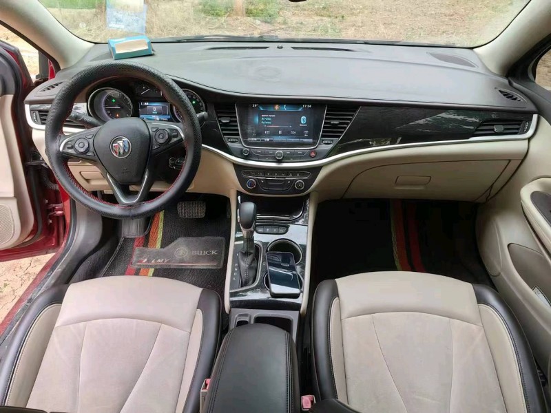 常州16年别克威朗3