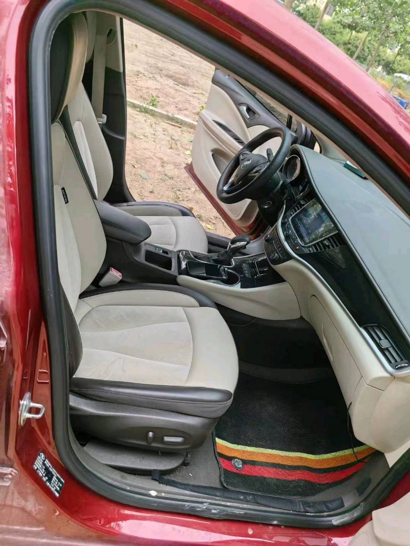 常州16年别克威朗9