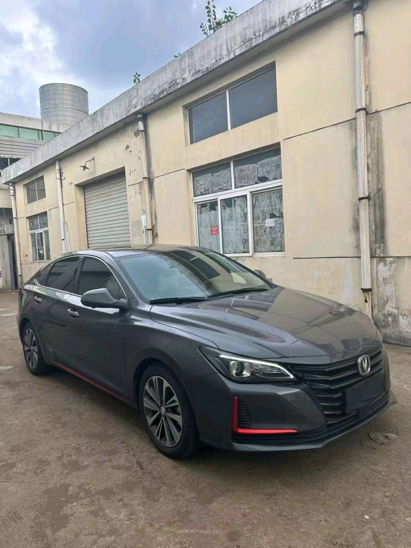 徐州21年長安汽車銳程CC3