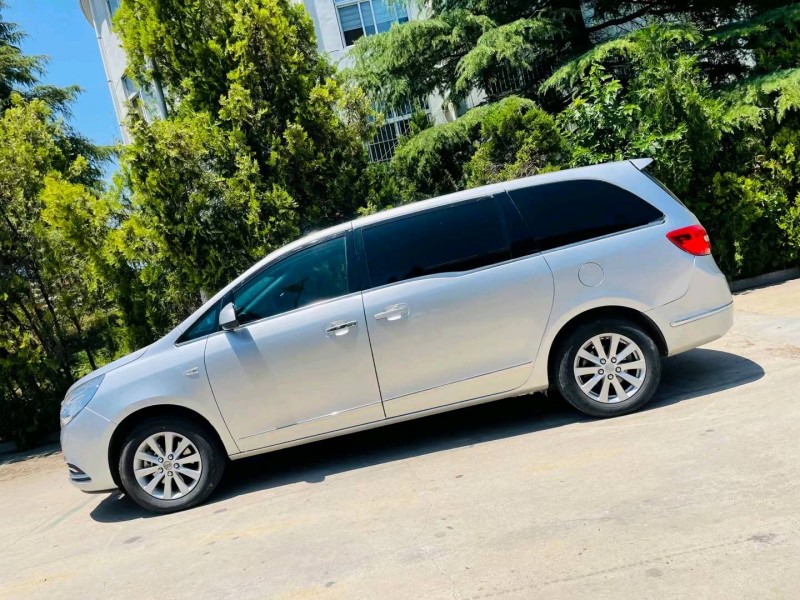 烟台17年别克GL83