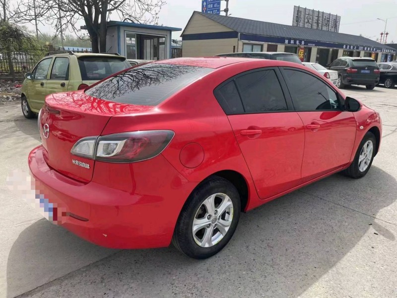 保定12年马自达3星骋8