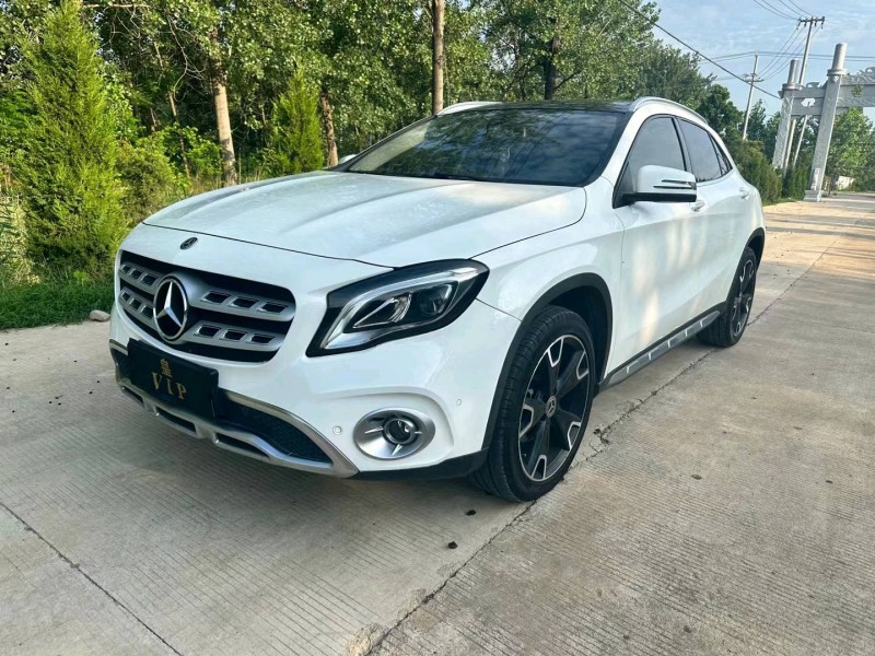 徐州18年奔驰GLA4