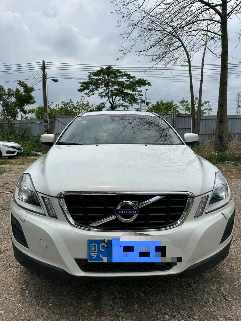 广州12年沃尔沃XC601