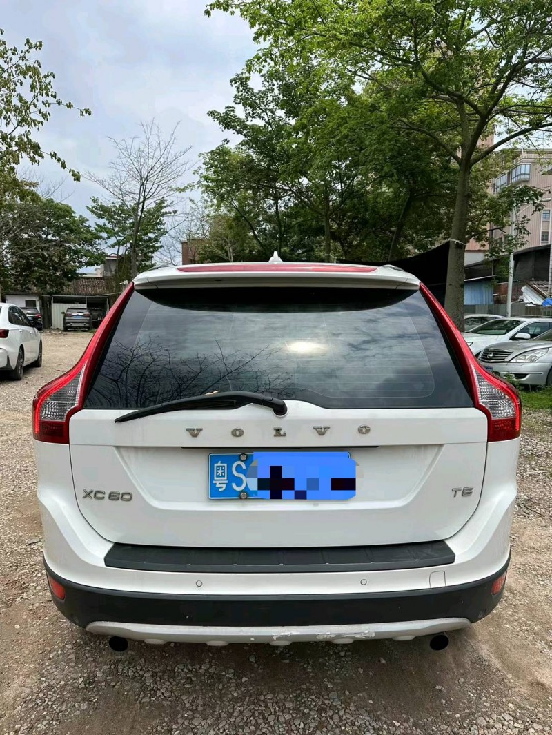 广州12年沃尔沃XC609