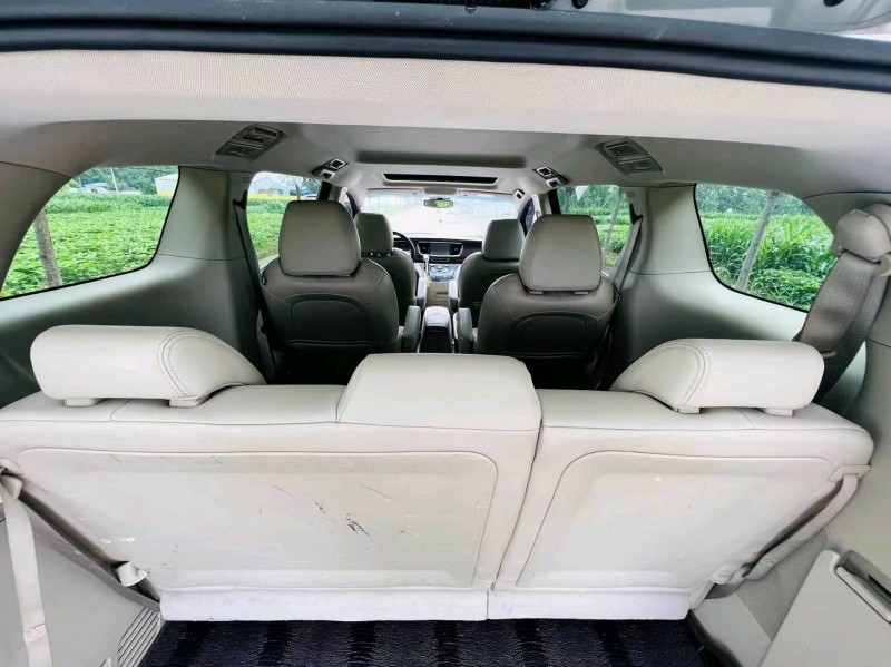 徐州16年别克GL86