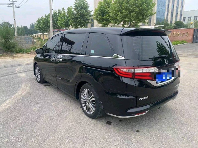 保定18年本田奥德赛8