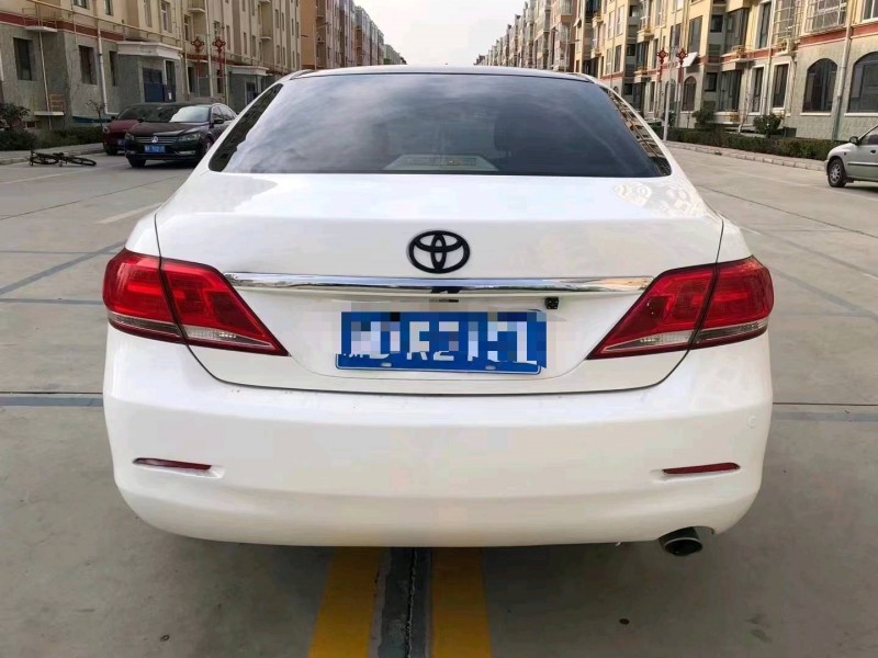 保定12年丰田凯美瑞9