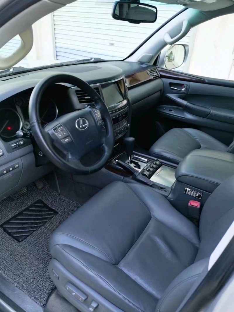 枣庄08年雷克萨斯LX4