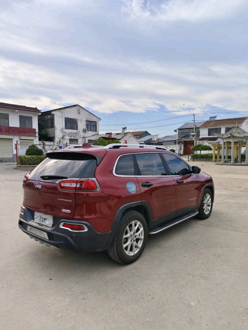 徐州17年Jeep自由光7