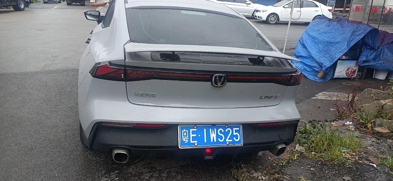 濰坊22年長安汽車UNI-V4