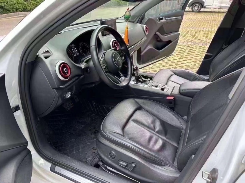 潍坊18年奥迪A34