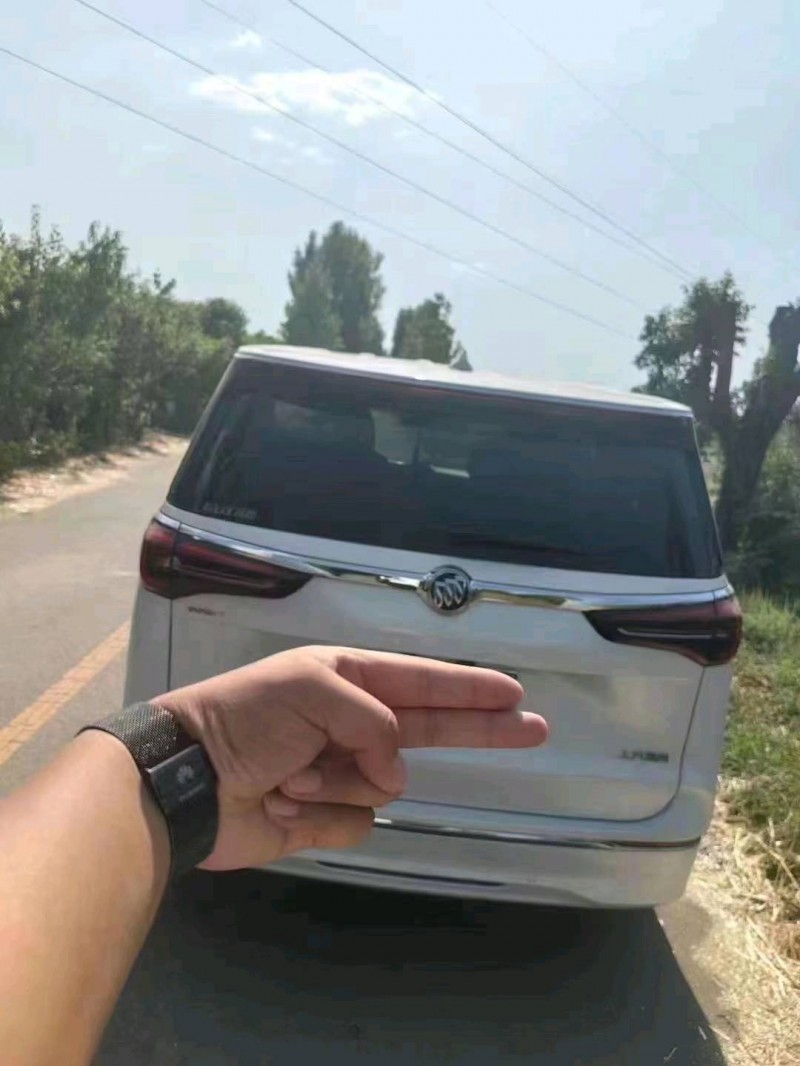 聊城21年别克GL85