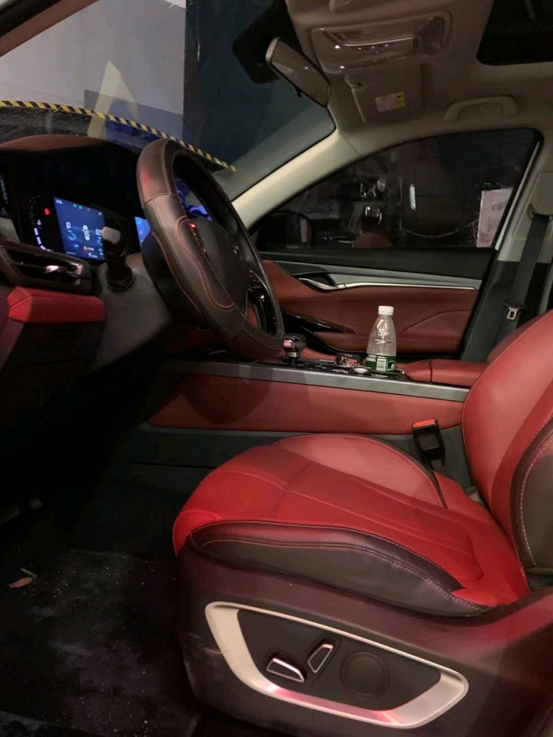 中山22年長安汽車CS757