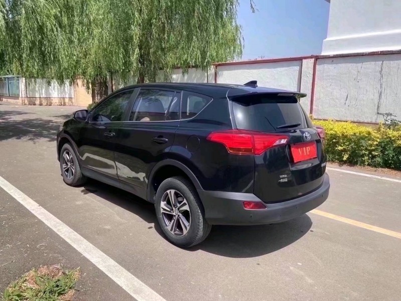 青岛16年丰田RAV4荣放7