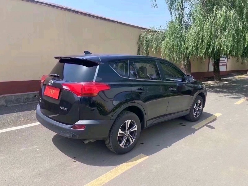 青岛16年丰田RAV4荣放8