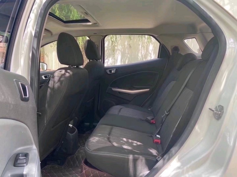 青岛17年福特翼搏4