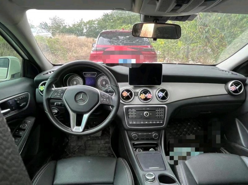 衡阳16年奔驰GLA4