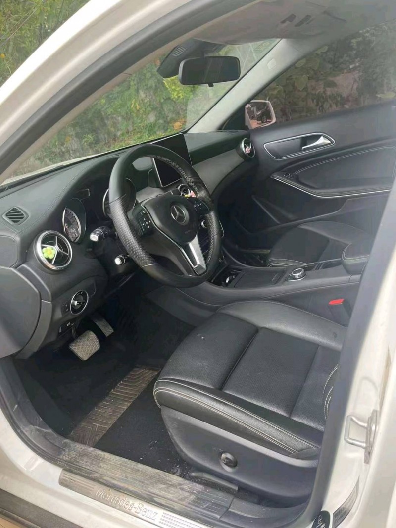 衡阳16年奔驰GLA5