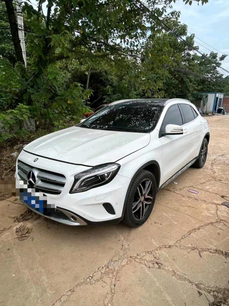 衡阳16年奔驰GLA7