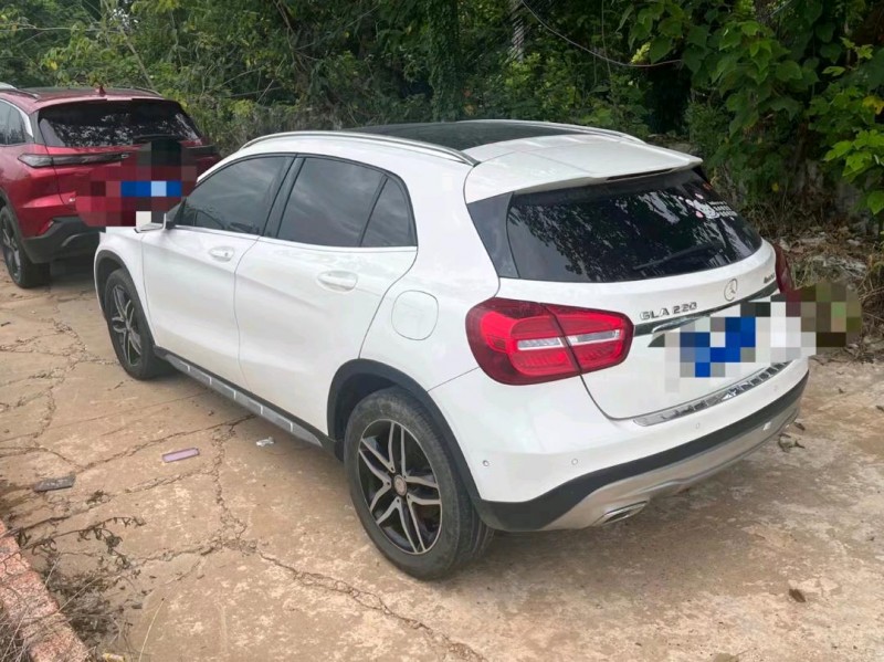 衡阳16年奔驰GLA8