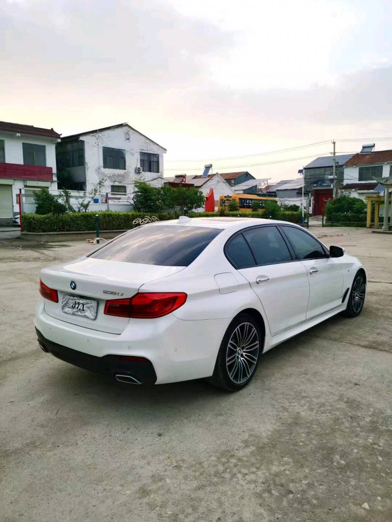 苏州18年宝马5系4