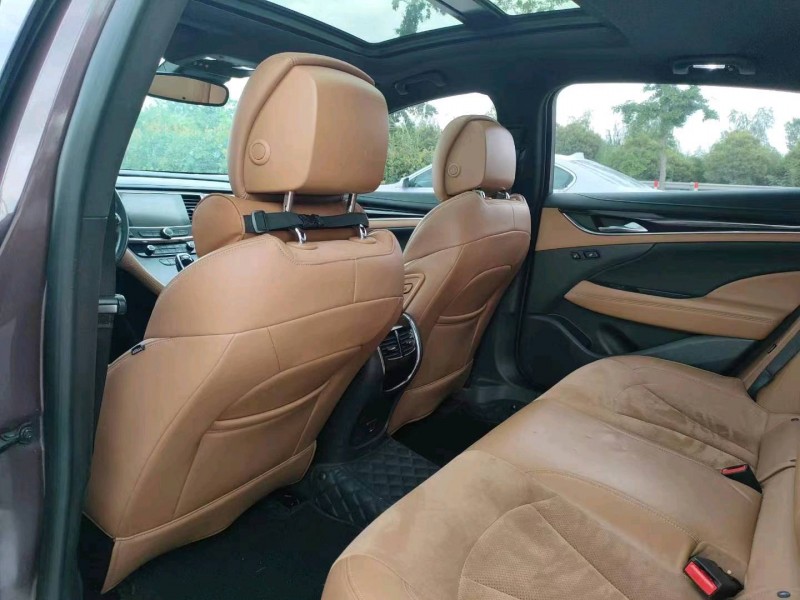 徐州17年别克君越6