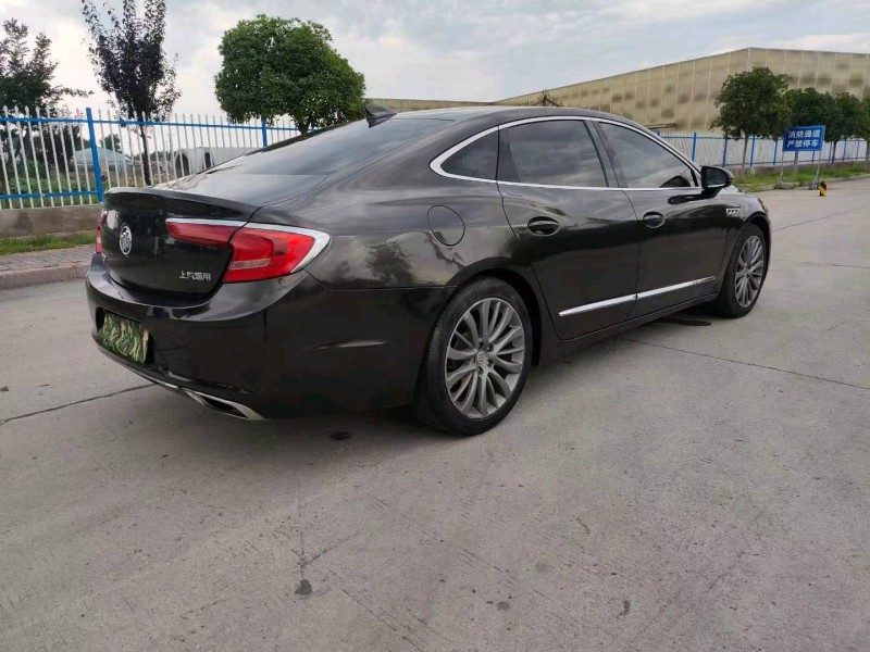 徐州17年别克君越7