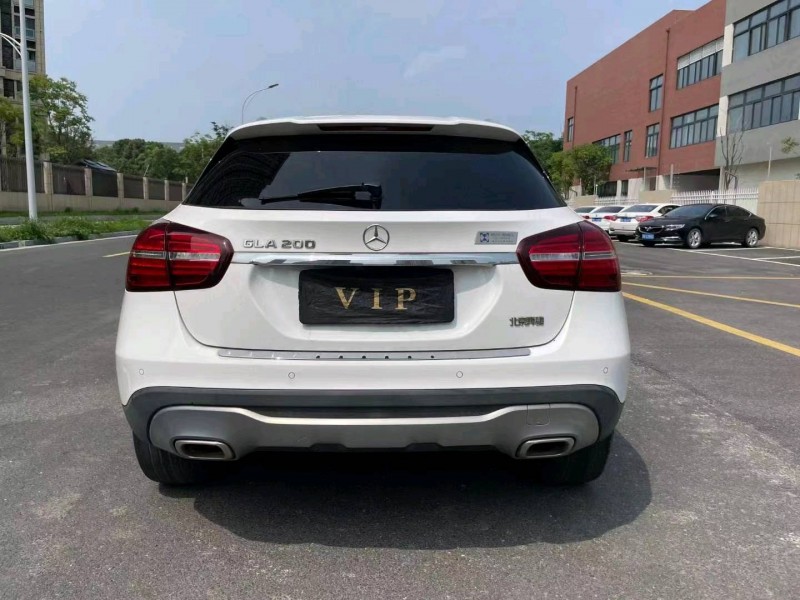 常州18年奔驰GLA2
