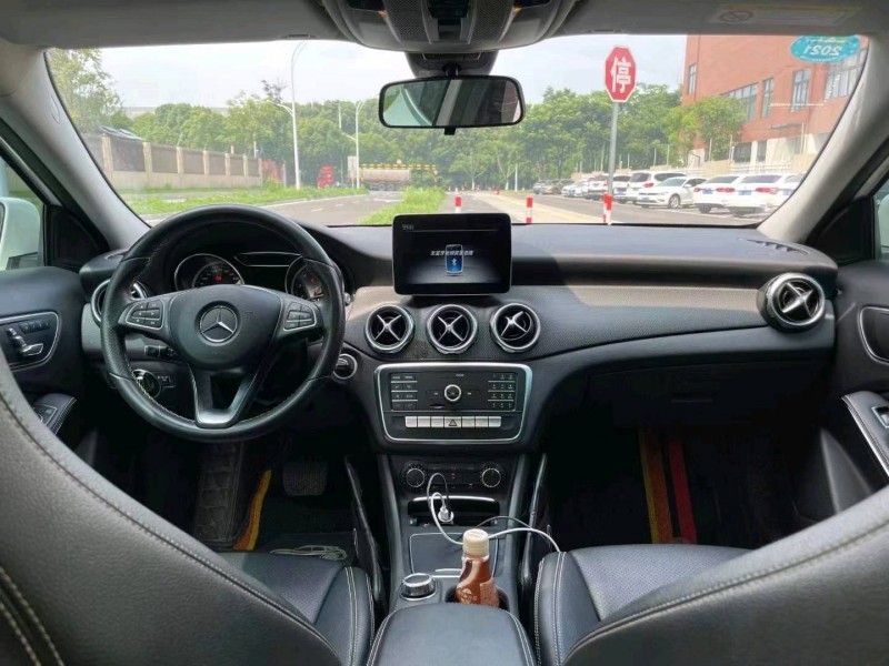 常州18年奔驰GLA4