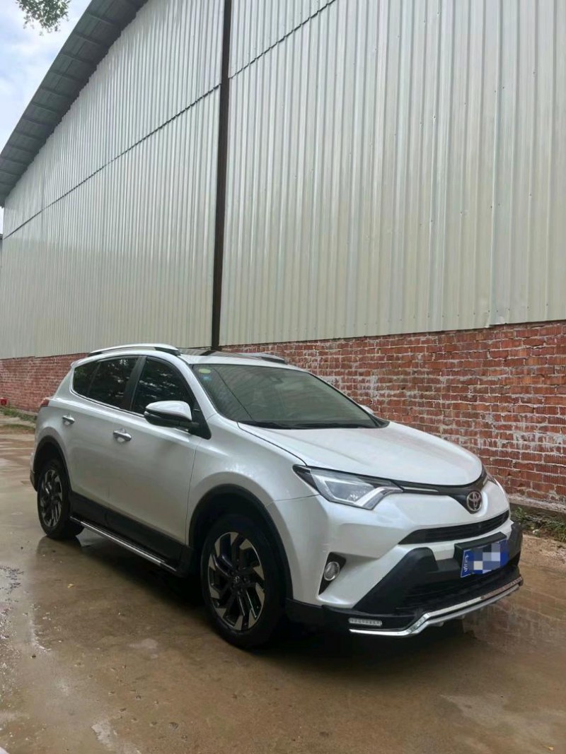珠海18年丰田RAV4荣放3