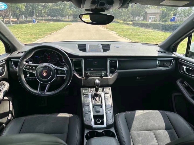 枣庄18年保时捷Macan6